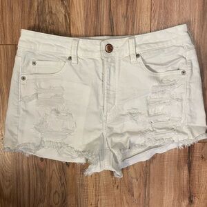 White distressed American Eagle super stretch X shorts size 12